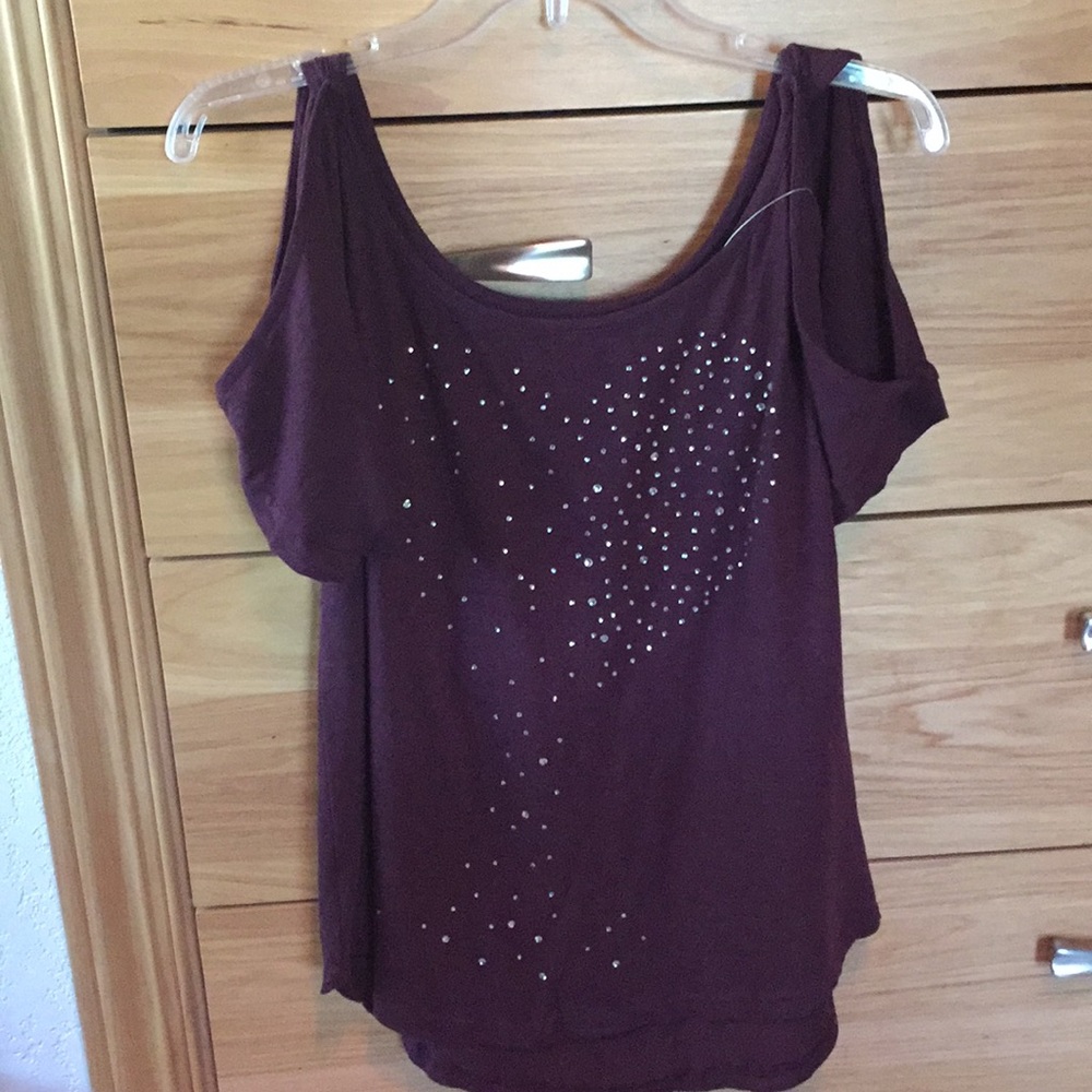 Cold Shoulder T